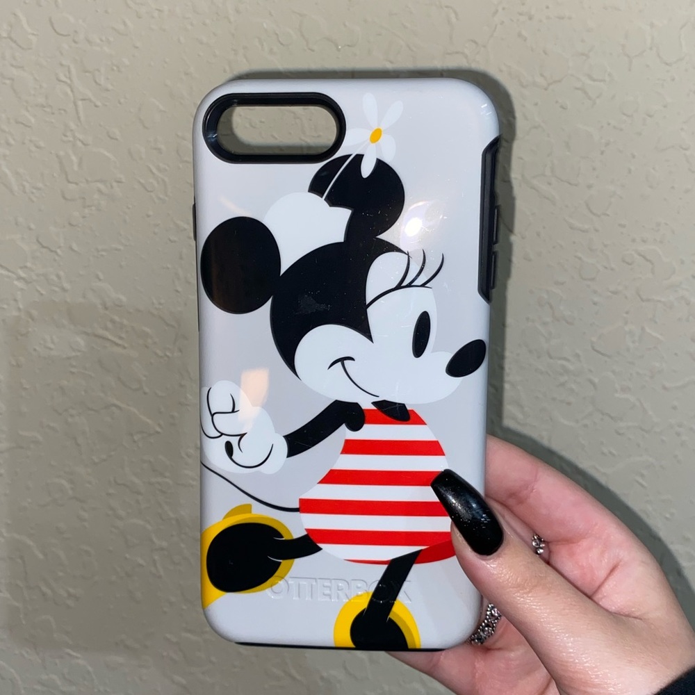Otterbox Disney iPhone 6+ 7+ 8+ Case
